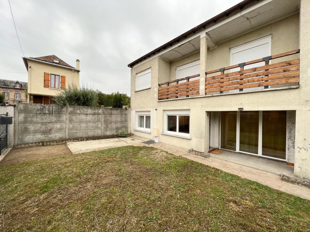 Apartment Le Moretain - 400m Gare - Jardin - Centre